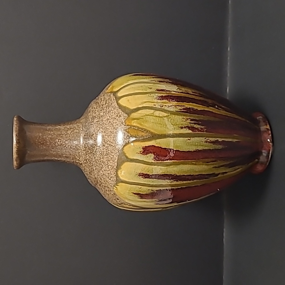 Beautiful Drip Glaze Vase - Picture 7 of 15